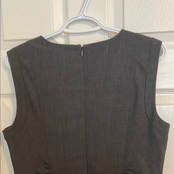 Calvin Klein EUC Size 12 Grey Sleeveless Sheath Dress - Picture 6 of 7